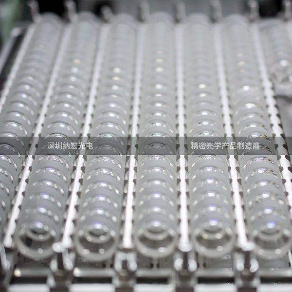 等待鍍膜的透鏡 等待鍍膜的透鏡