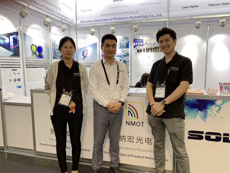 黃宏亮總經理合影留念