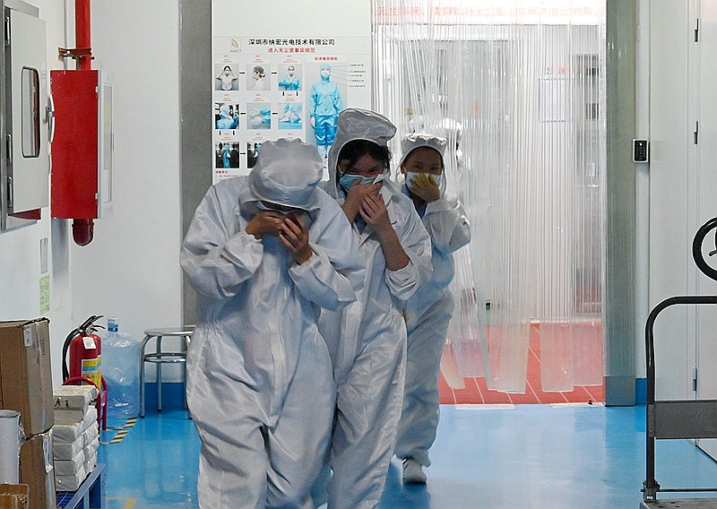 員工有序撤離 員工有序撤離